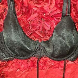 Victoria's Secret AngelsBlack Lace Trim Bra Size 36B